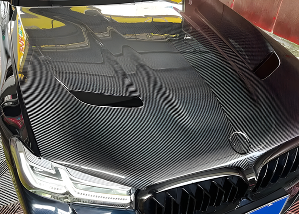 BMW M5 (F90 LCI) Prepreg Dry Carbon Fibre Bonnet