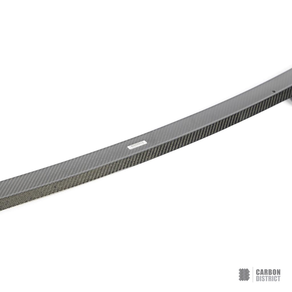 BMW i7 (G70) carbon fibre spoiler — view 4