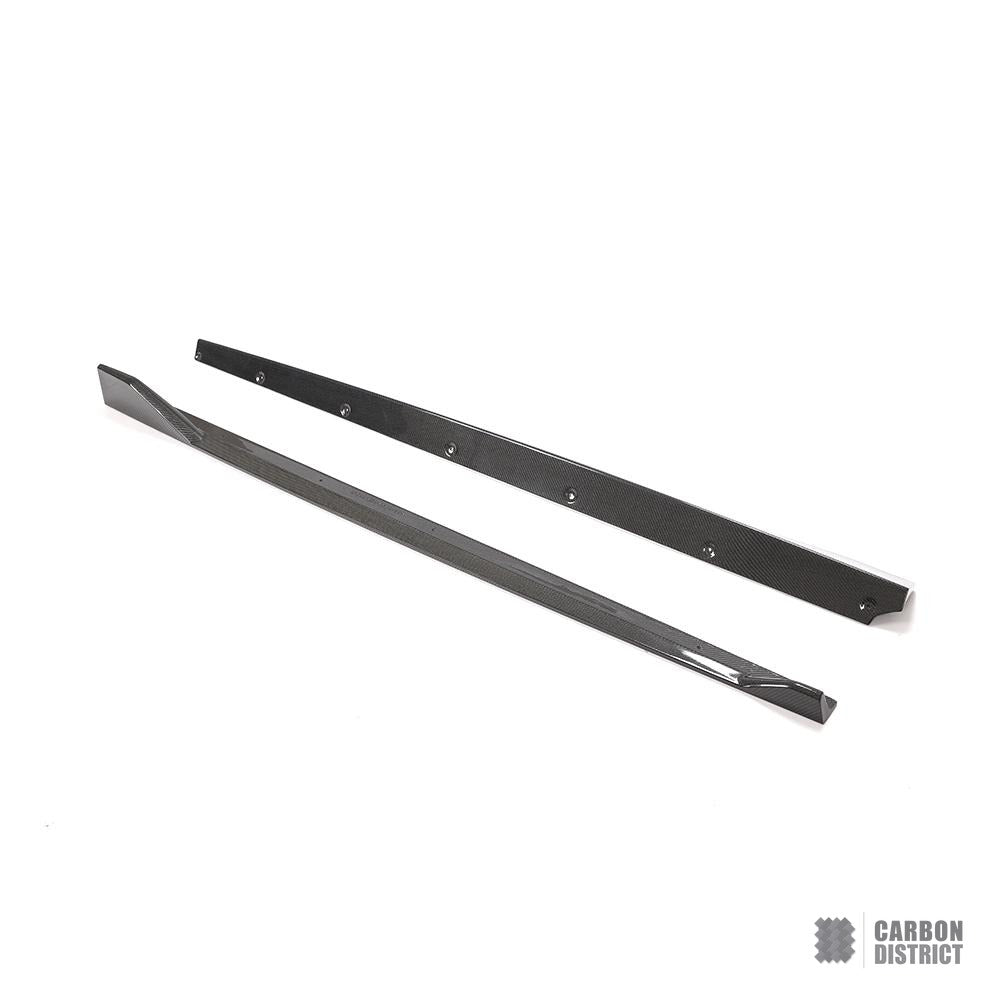 BMW Z4 (G29) carbon fibre side skirts — UV-stable gloss finish detail