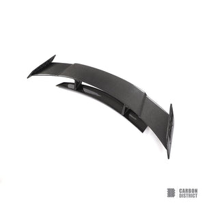 Mercedes-Benz AMG GT (C190) carbon fibre spoiler — UV-stable gloss finish detail