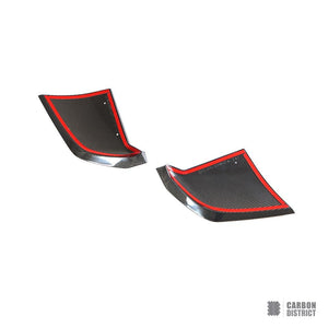 Audi R8 (4S) carbon fibre rear bumper corners — 3K twill gloss finish