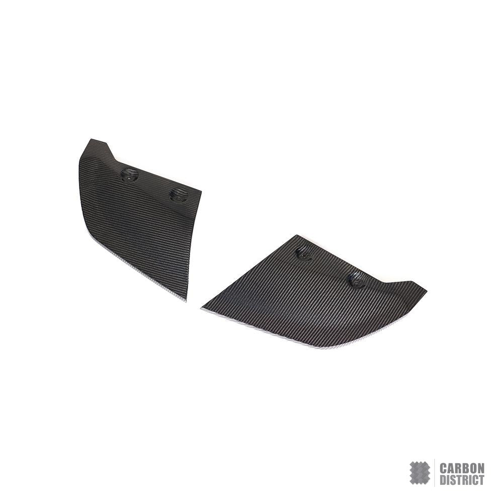 Audi R8 (4S) carbon fibre rear bumper corners