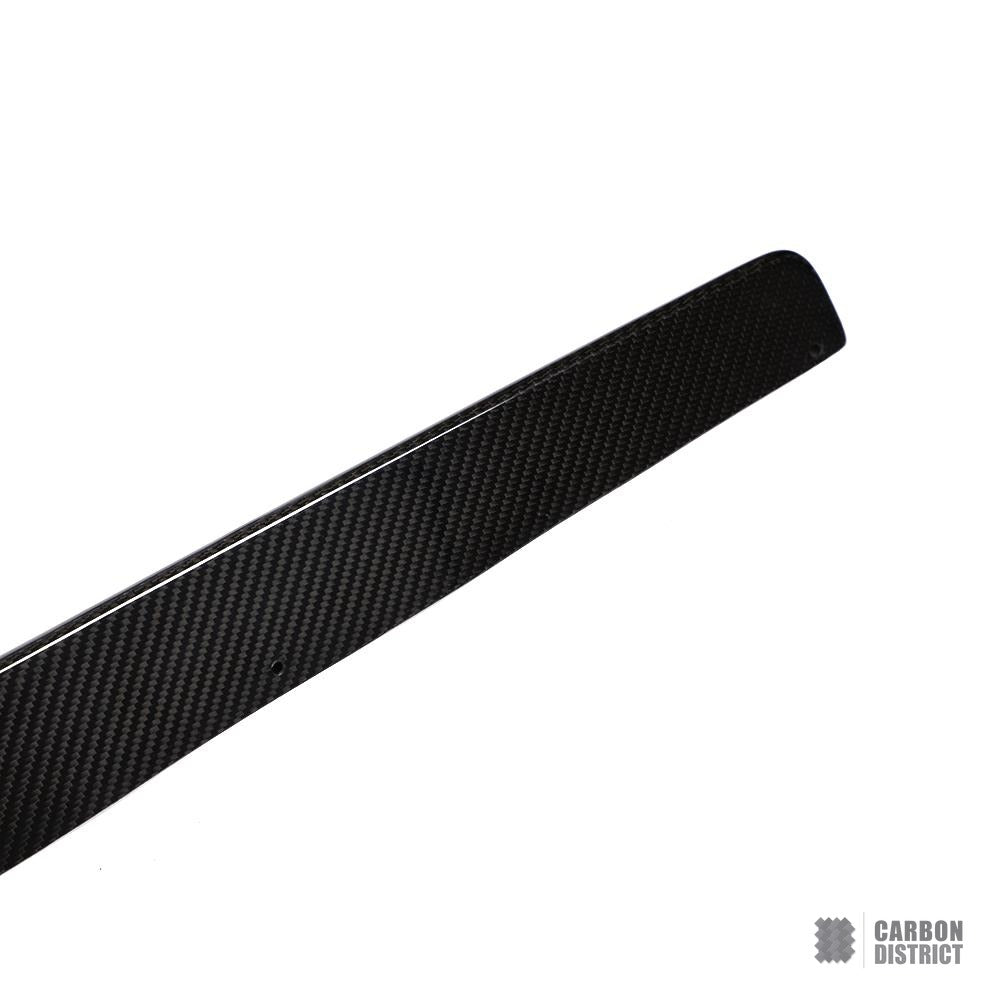 BMW M8 (F92/F93) carbon fibre side skirts — UV-stable gloss finish detail