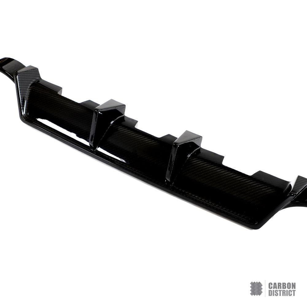 Nissan 400Z (RZ34) carbon fibre rear diffuser — UV-stable gloss finish detail