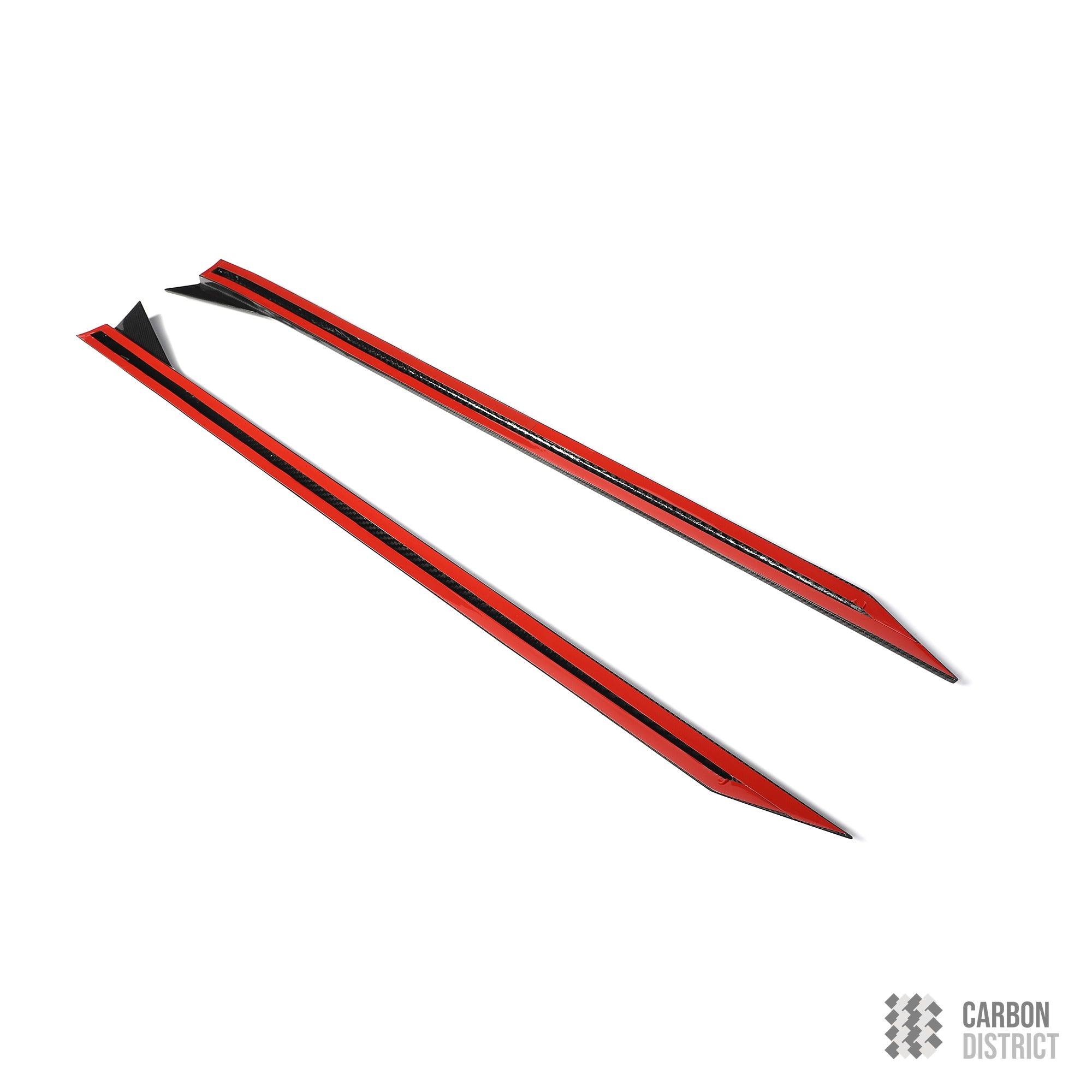 BMW M5 (G90/G99) dry carbon fibre side skirts — dry carbon weave
