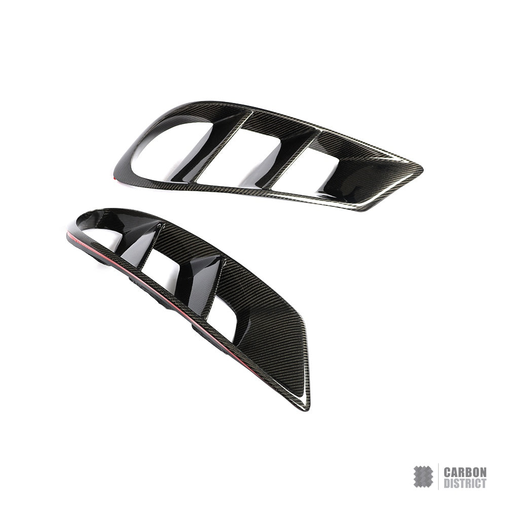 Mercedes CLS (C218) carbon fibre front bumper inserts — view 4