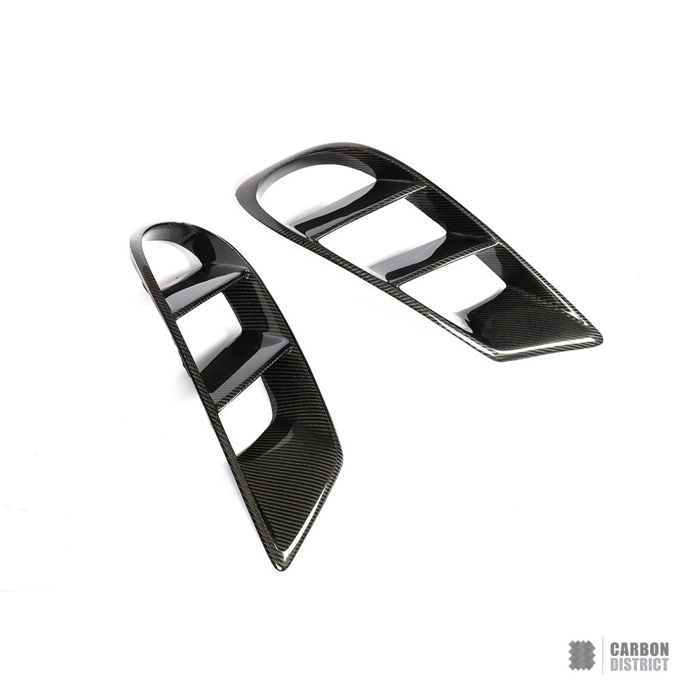 Mercedes CLS (C218) carbon fibre front bumper inserts — view 5