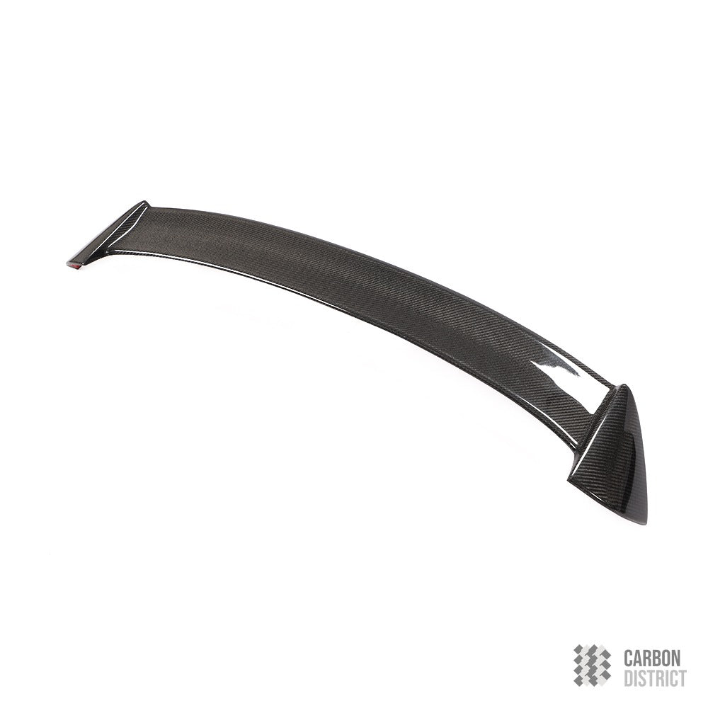 BMW 1 Series (F20) carbon fibre spoiler (Roof) — UV-stable gloss finish detail
