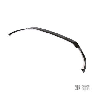 VW Golf (MK7) carbon fibre front splitter — UV-stable gloss finish detail
