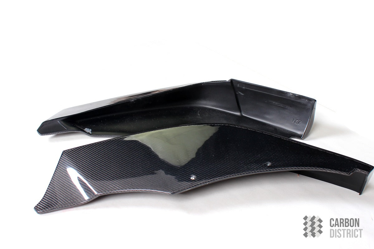 BMW 6 Series (F06/F12/F13) carbon fibre front lip aprons — UV-stable gloss finish detail