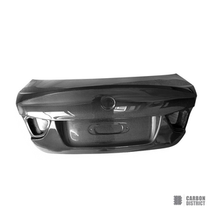 BMW 3 Series (E90 Pre-Facelift) carbon fibre boot lid — 3K twill gloss finish