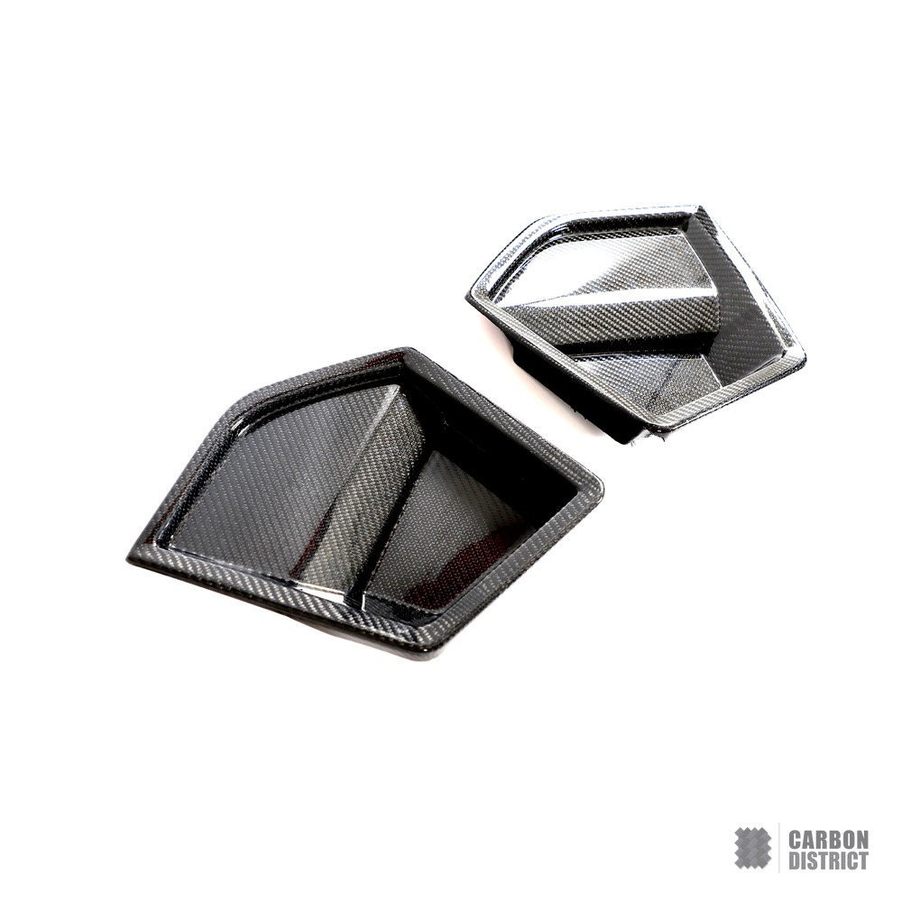 BMW 3 Series (G20 Facelift) carbon fibre front vent covers — fits 2022+