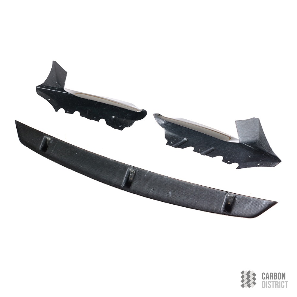 BMW 5 Series (G30) carbon fibre front lip — 3K twill gloss finish