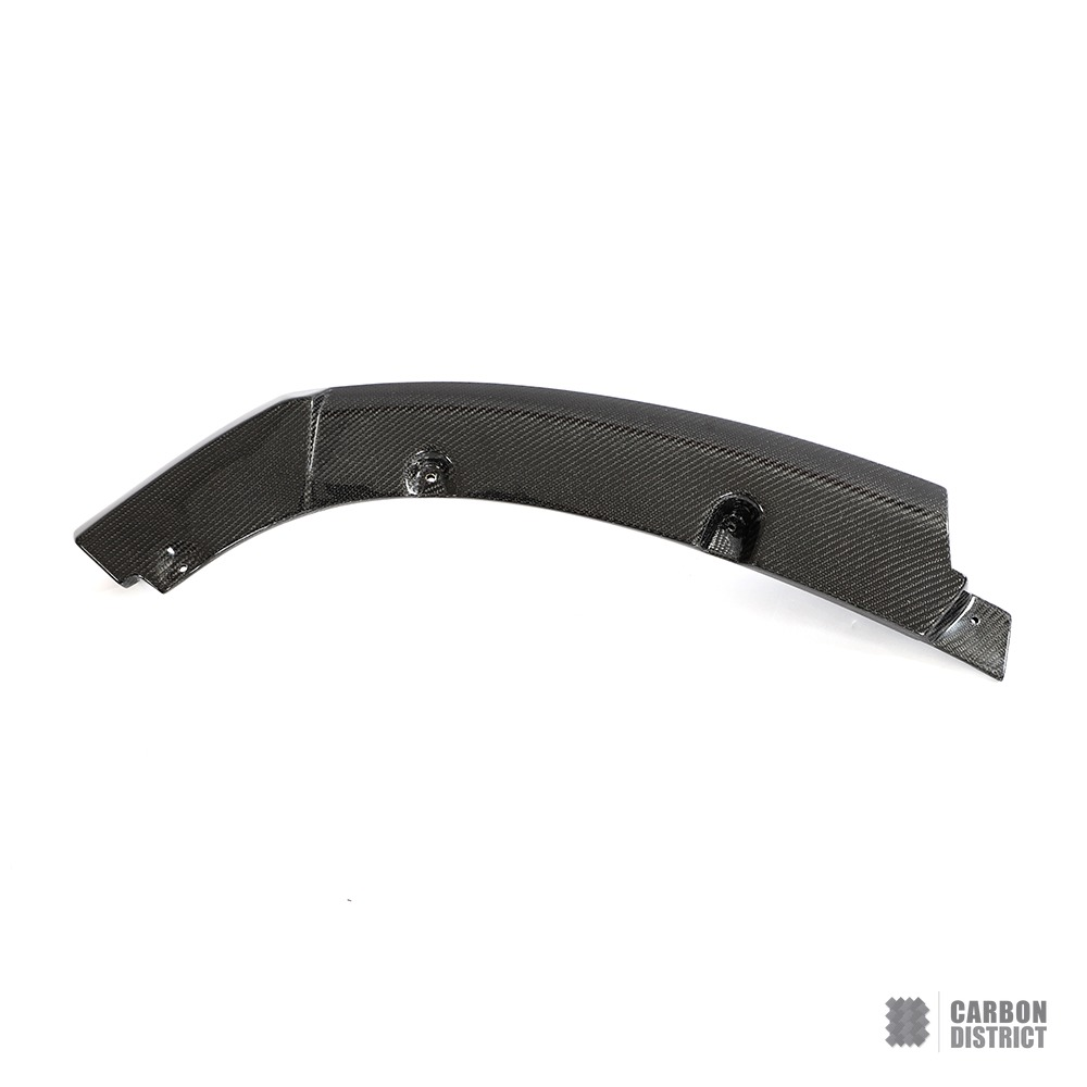 BMW i4 (G26 M tech/ I4) carbon fibre front lip — UV-stable gloss finish detail