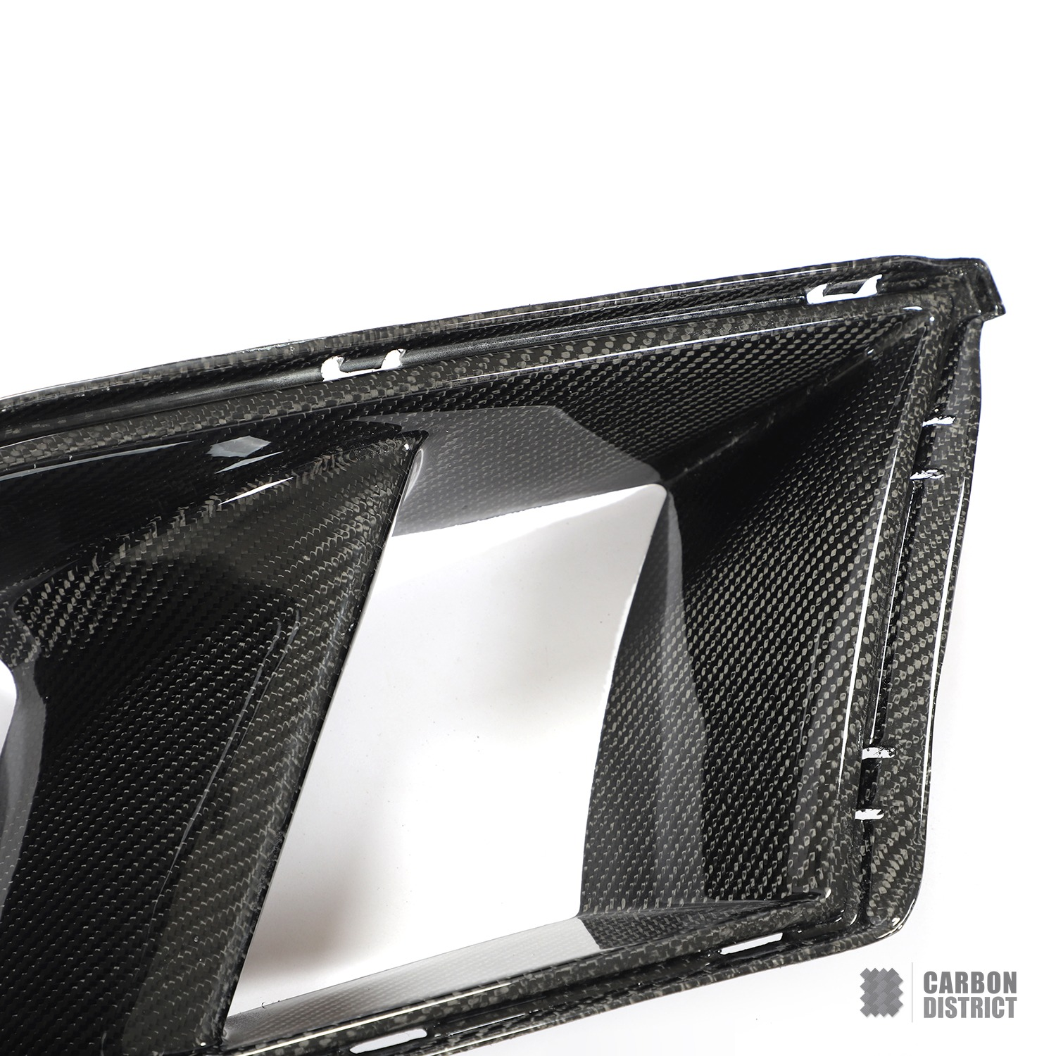 BMW M3 (G80) carbon fibre front bumper inserts — UV-stable gloss finish detail