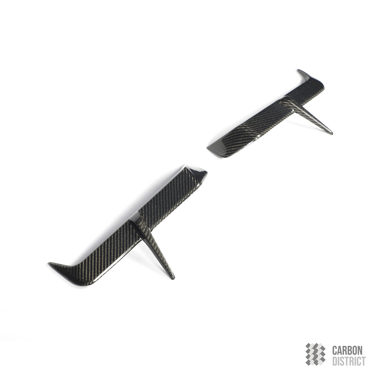 BMW M5 (G90/G99) carbon fibre rear canards — fits 2025+