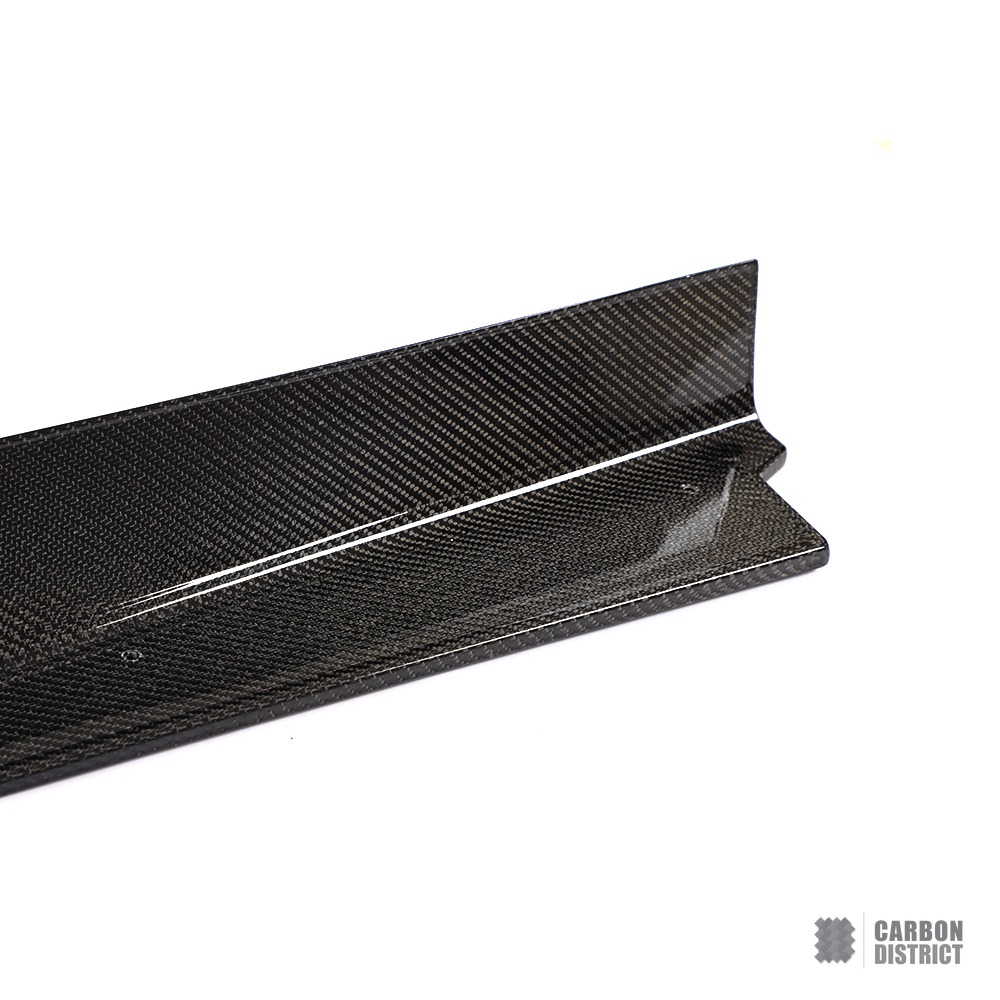 BMW X7 M Sport (G07) carbon fibre side skirts — made to order in genuine carbon fibre