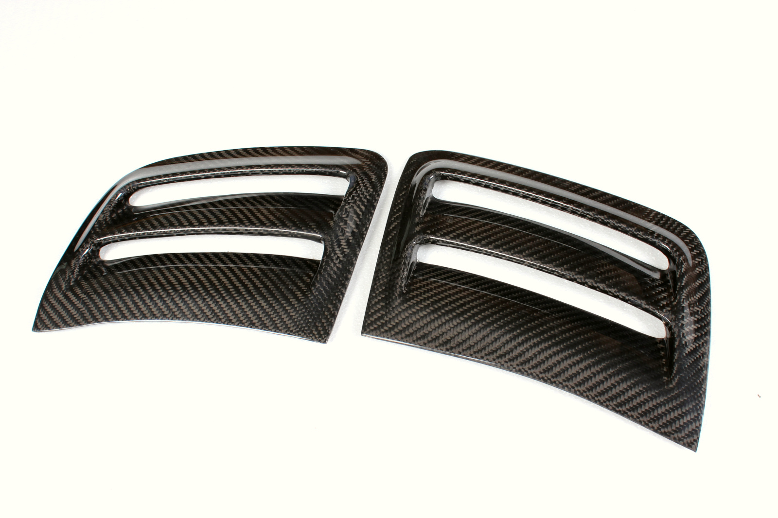Mercedes C63 (W204) Carbon Fibre Front Bumper Trim