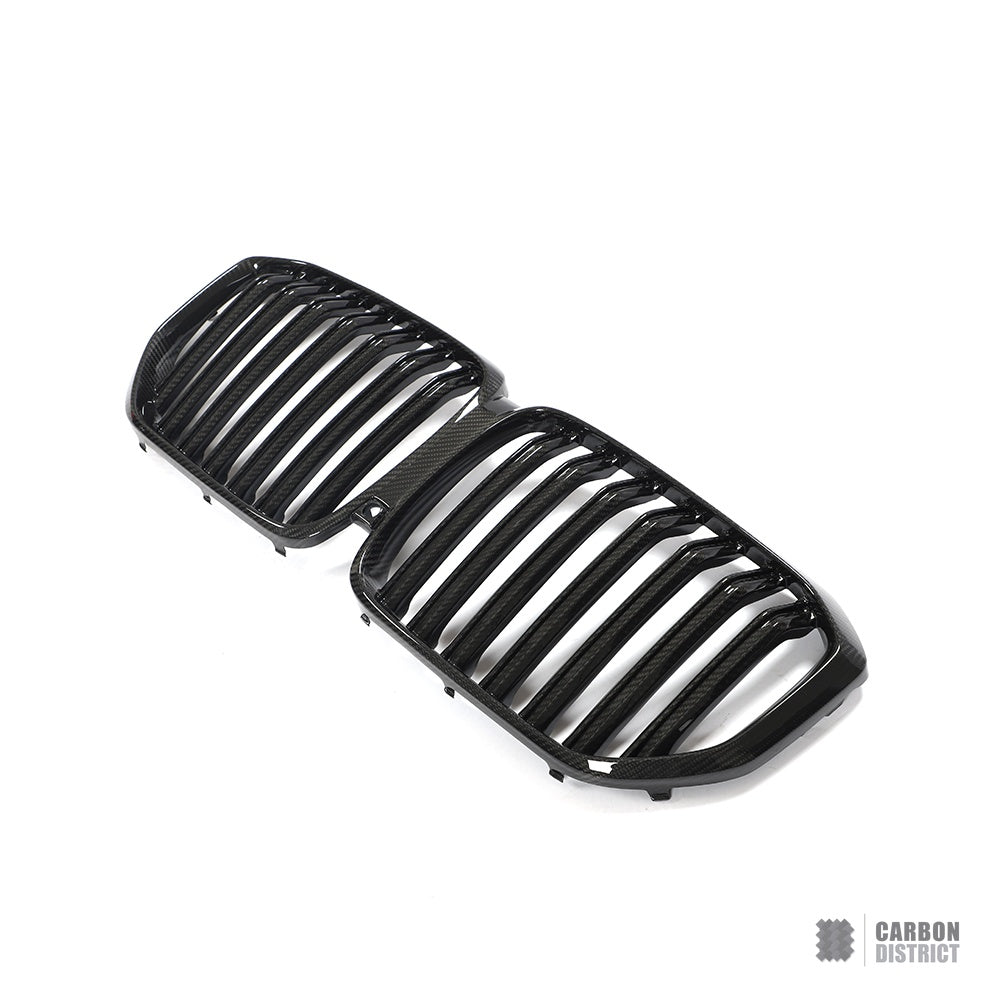 BMW X5 (G05) dry carbon fibre grille — UV-stable gloss finish