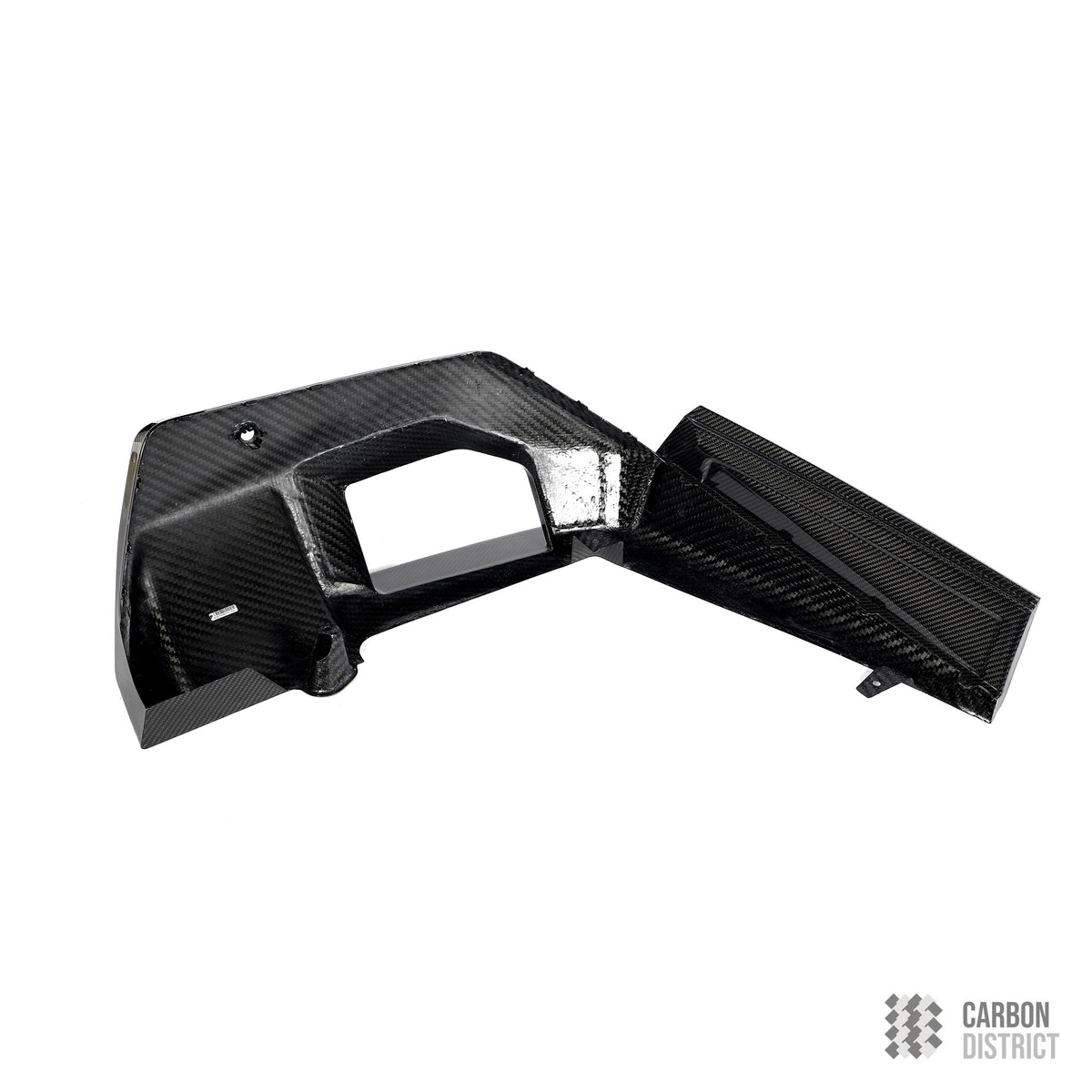 BMW M5 (G90) dry carbon fibre bumper corners — fits 2025+