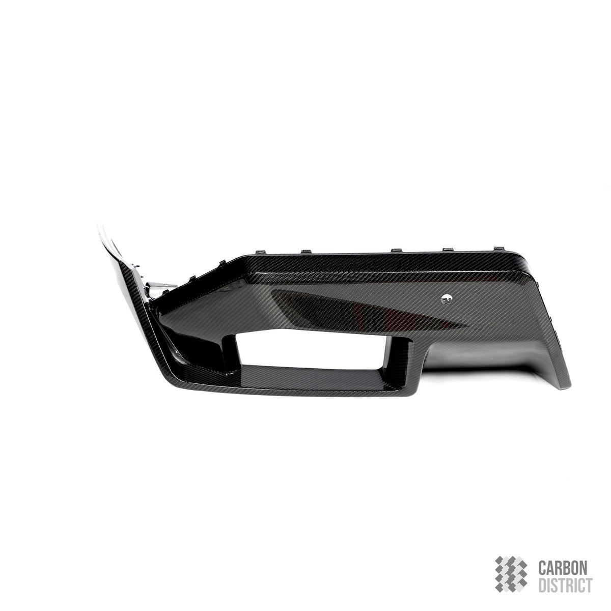 BMW M5 (G90) dry carbon fibre bumper corners — view 5