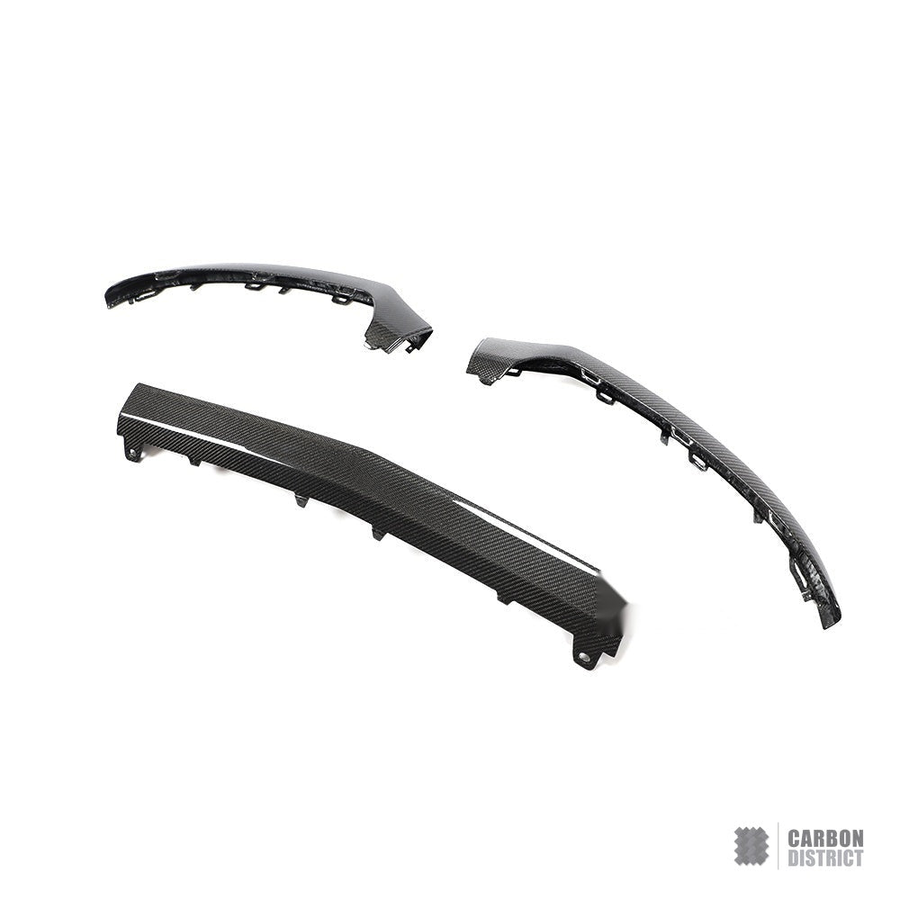 Mercedes C-Class Coupe (W205) carbon fibre front lip — UV-stable gloss finish