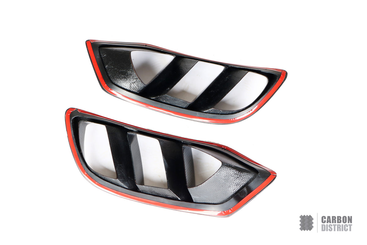 Mercedes C-Class Coupe (W205) carbon fibre front bumper inserts — view 4