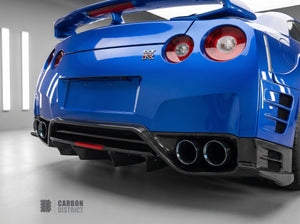 Nissan GT-R R35 with TS style carbon fibre rear diffuser lip fitted, on-car studio render