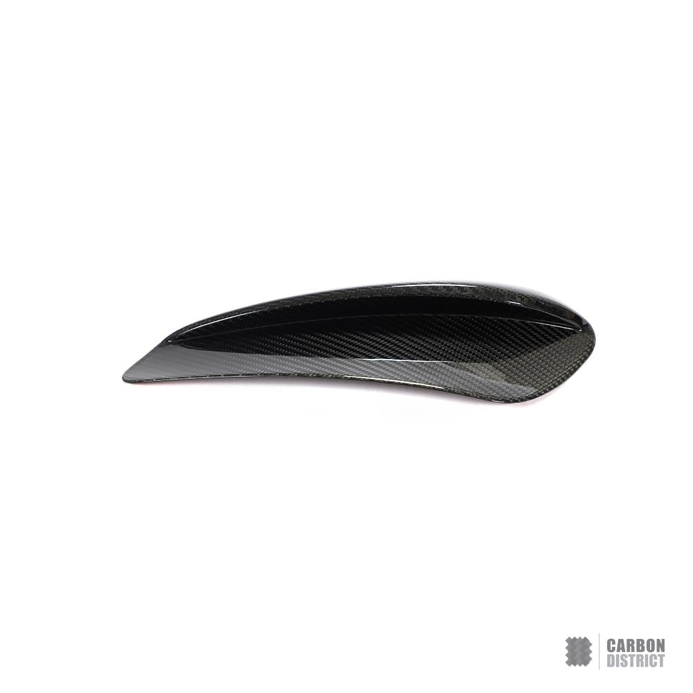 Porsche 911 (992) dry carbon fibre rear bumper vents — studio view 4