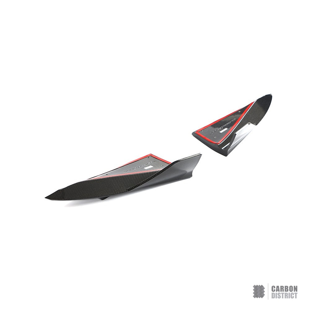 Tesla Model S Plaid carbon fibre bumper corners — view 4