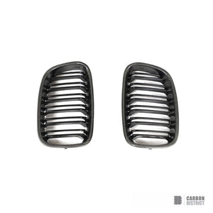 BMW 1 Series (F20) carbon fibre grille (V3) — UV-stable gloss finish