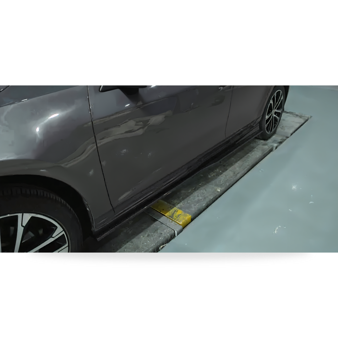 VW Golf (MK7 - MK7.5) Carbon Fibre Side Skirts (R-Line)
