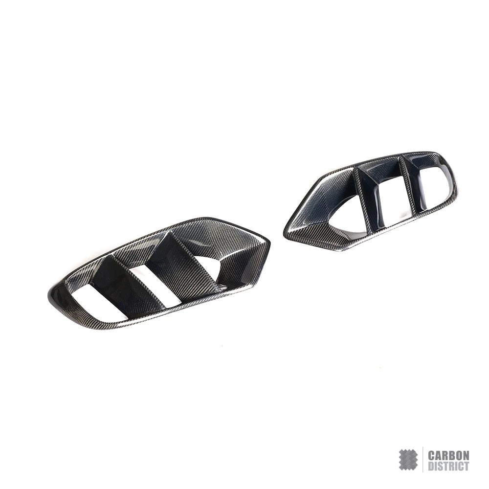 Mercedes C-Class (W205) carbon fibre fog lamp covers (V2)
