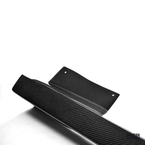 Nissan GT-R (R35) carbon fibre side skirts — view 9